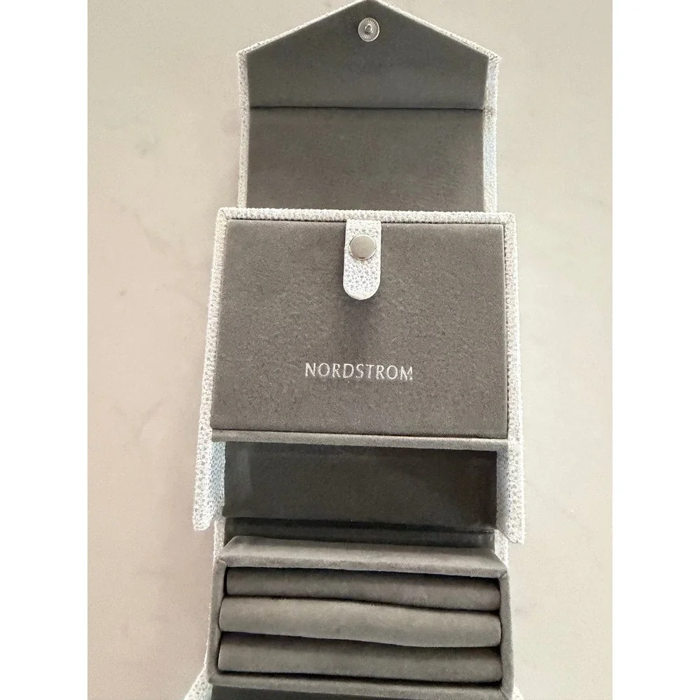Nordstrom Silver Holographic Travel Jewelry‎ Organizer Box Grey Velvet Interior
